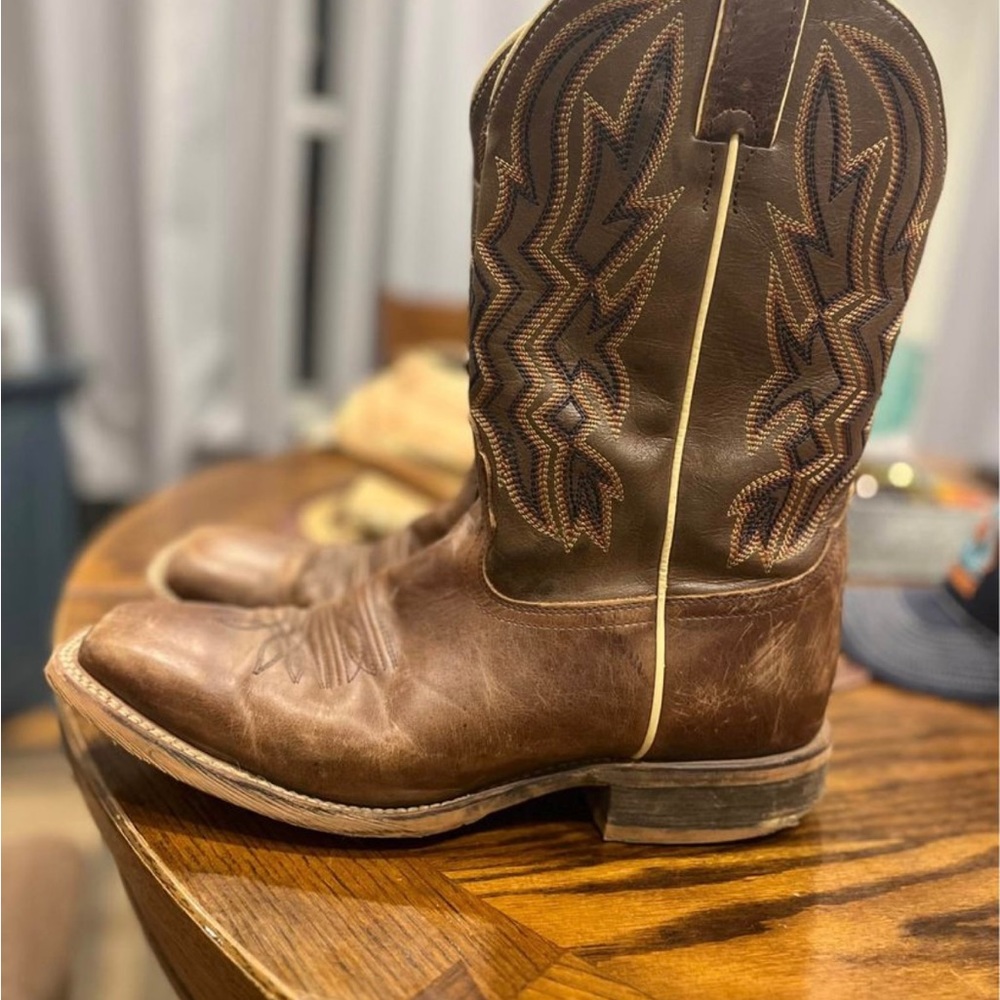 Men’s cowboy boots